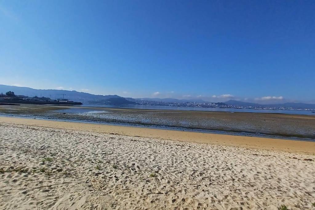 Apartmán Piso A Pie De Playa Con Terraza Exclusiva Moaña Exteriér fotografie